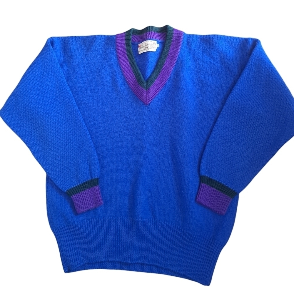 VTG ARCHIE BROWN & SON Braemar 100% wool long sleeve V neck sweater Men's XL